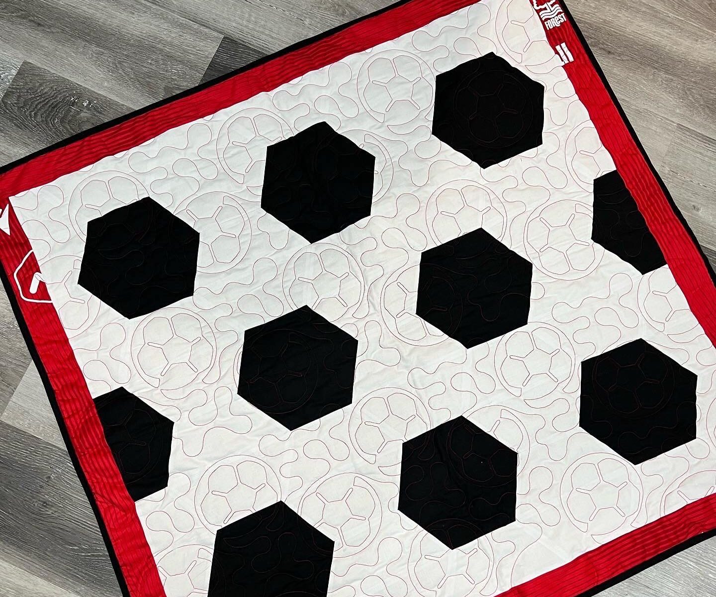 Quilts by Big Wes presents: Nottingham Forest Baby Quilt